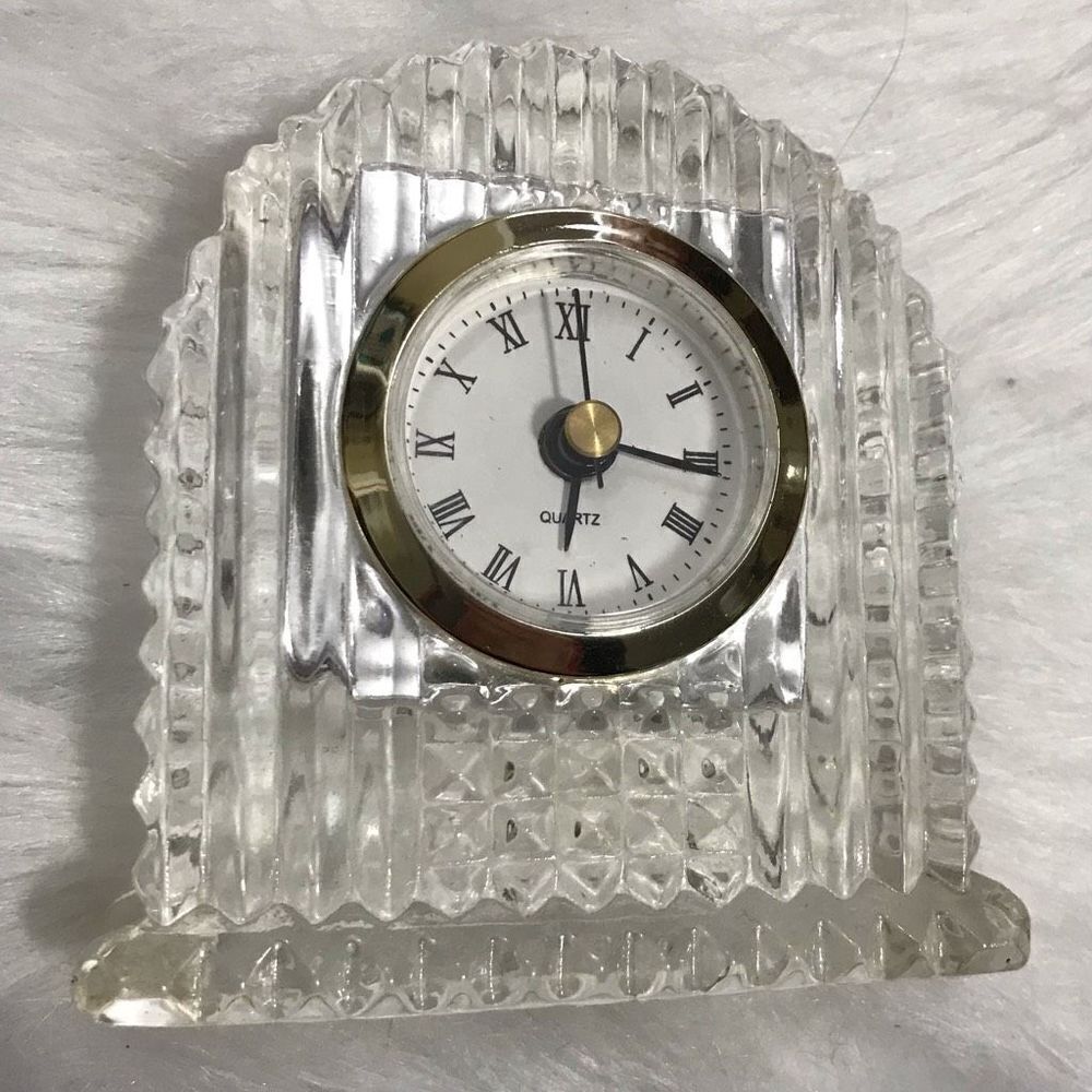 Crystal Glass Desk Clock Mantle Quartz Movement Present Gift